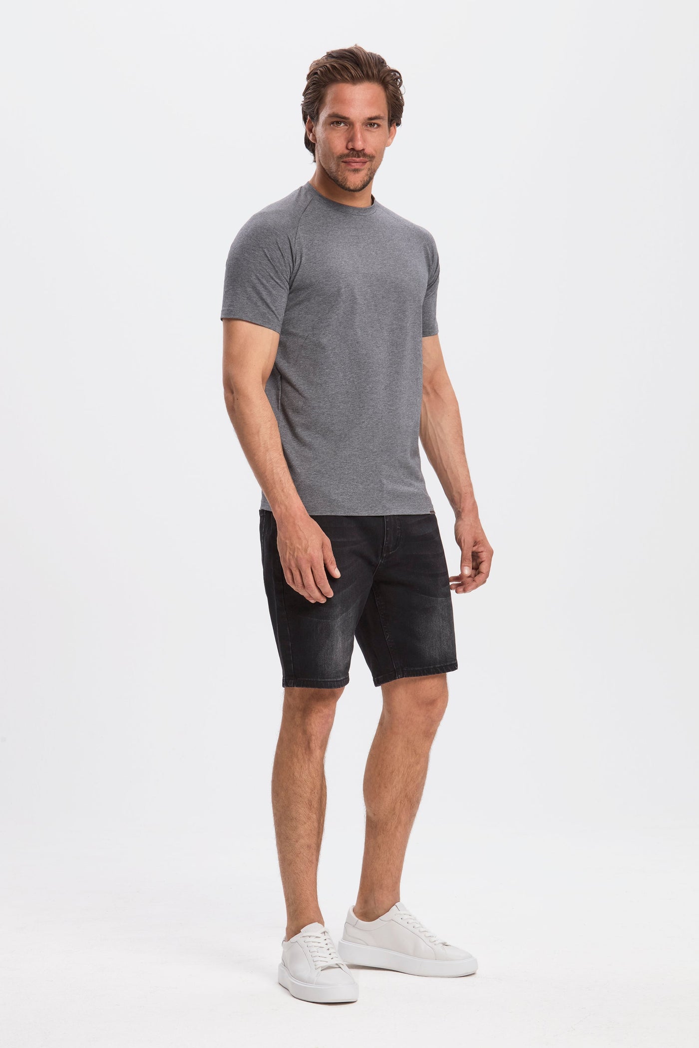 URBAN MUSCLE BASIC T-SHIRT