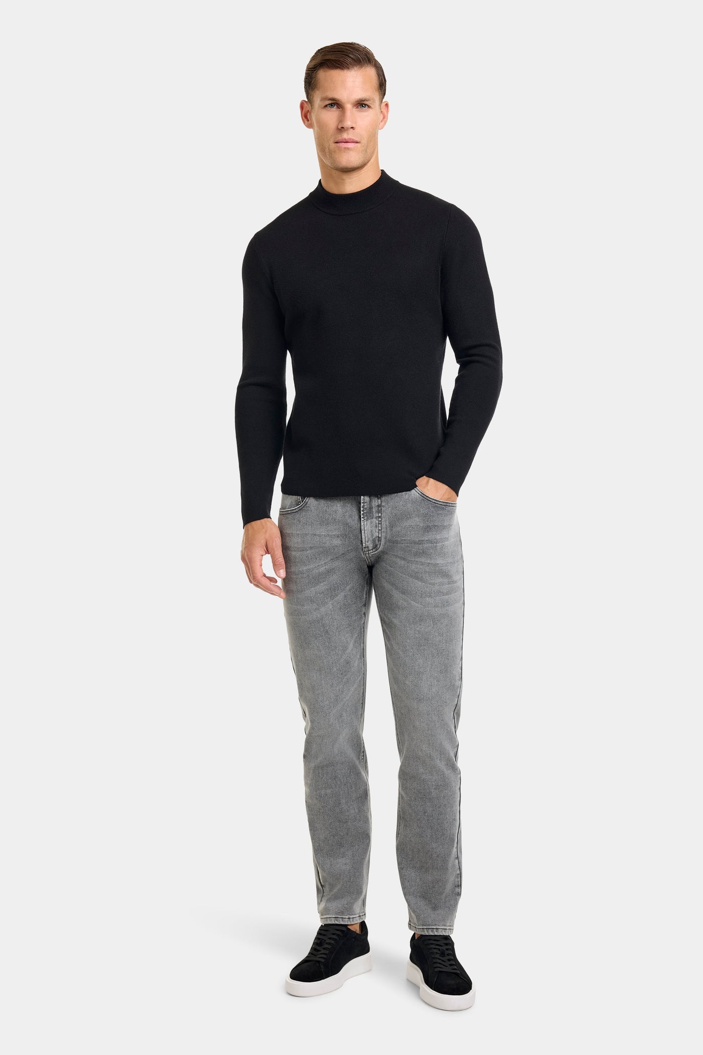 THE URBAN SWEATER