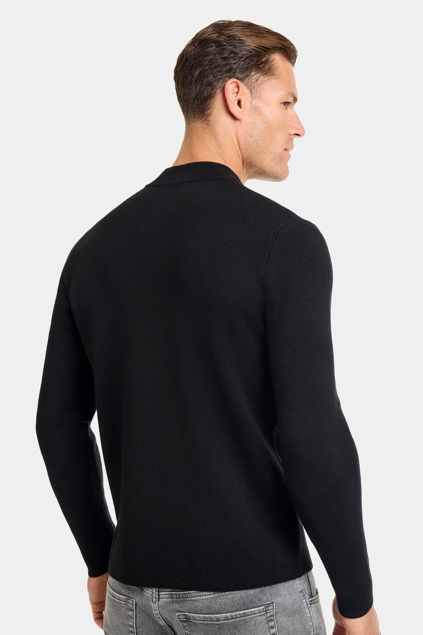 THE URBAN SWEATER
