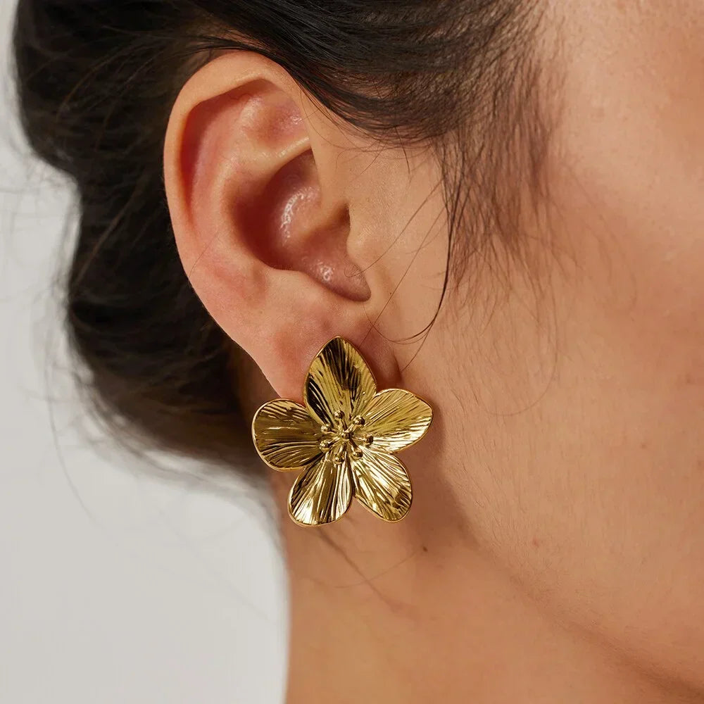 Juliette – Vintage Gouden Bloem Oorbellen